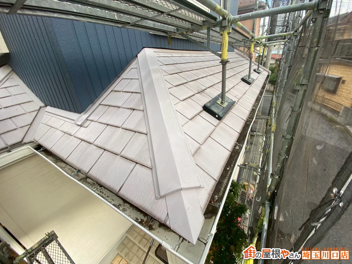 スレート下屋根　施工前